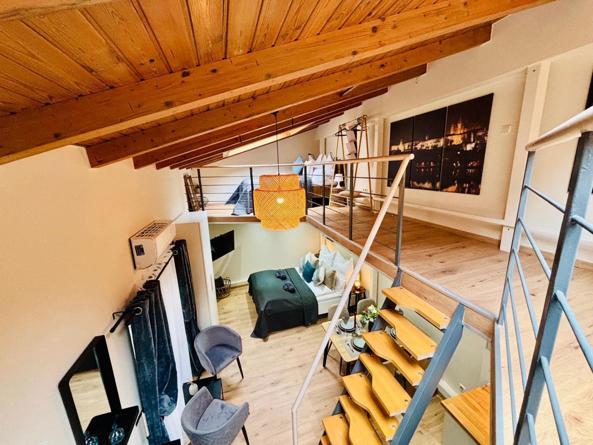 Moondayhomes - Toplocation I 4persons I Gallery Maisonette Boutique Pera * Frankfurt am Main
